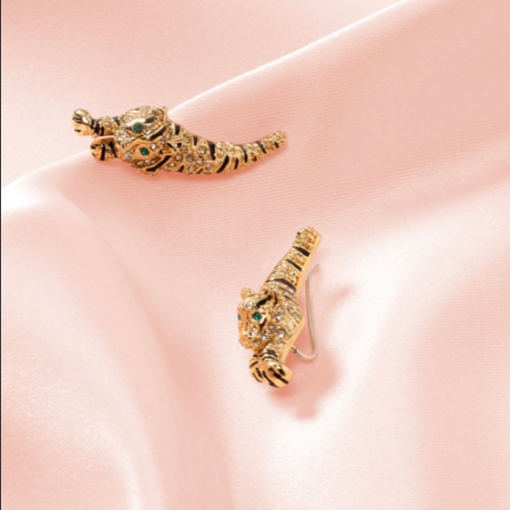 Stella & Dot earrings